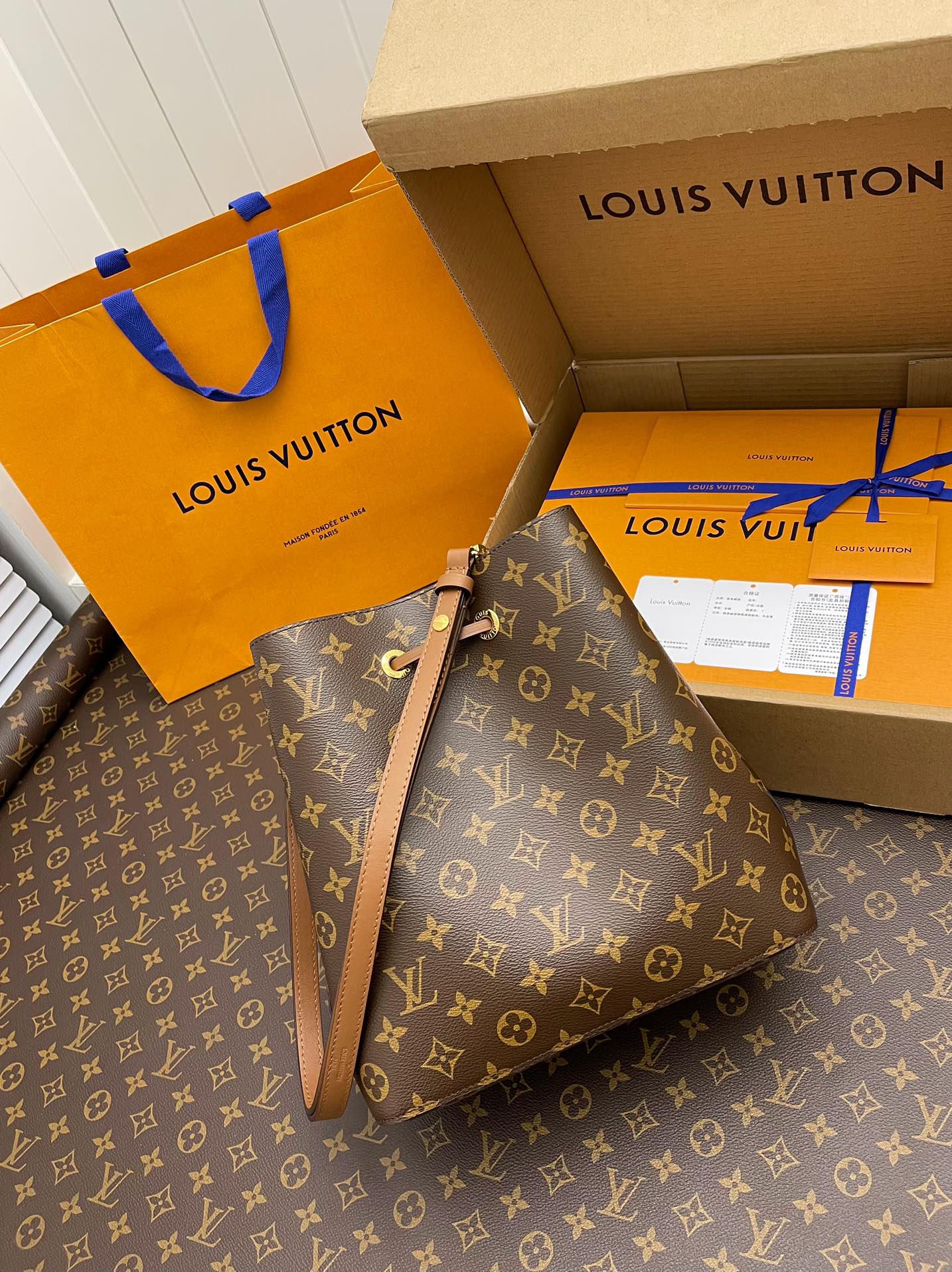 LV Bucket Bags